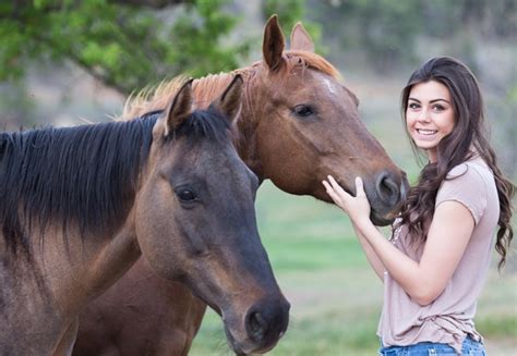 Manfaat Kesehatan Memelihara Kuda